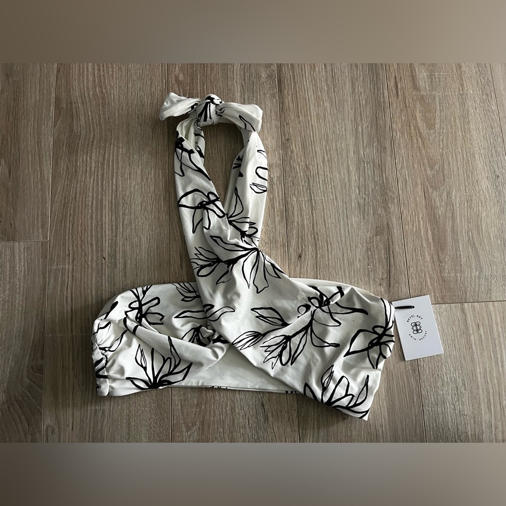 NWT Revolve Revel Ray Women’s Noir Floral Bikini Set Top (Small)/Bottom (Medium) - Picture 2 of 11